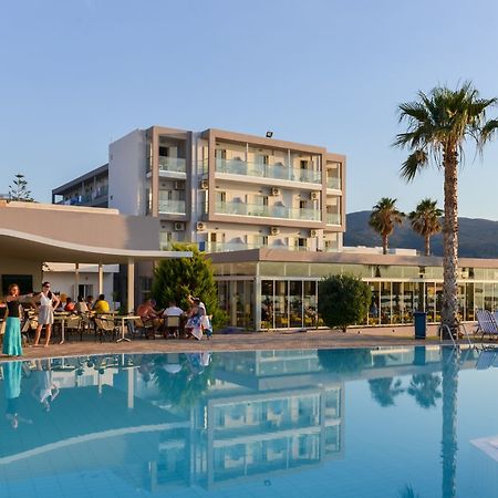 Carolina Mare Hotel Mália Exterior foto